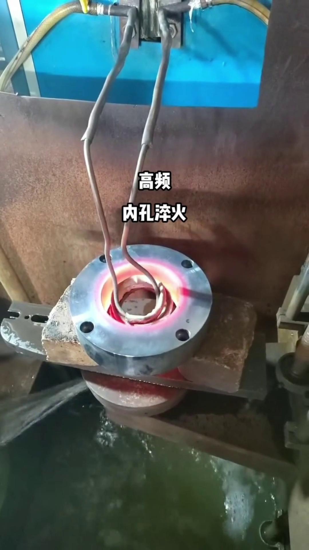 高頻淬火機 內孔大香蕉视频免费看 可根據需要配備自動化生產線