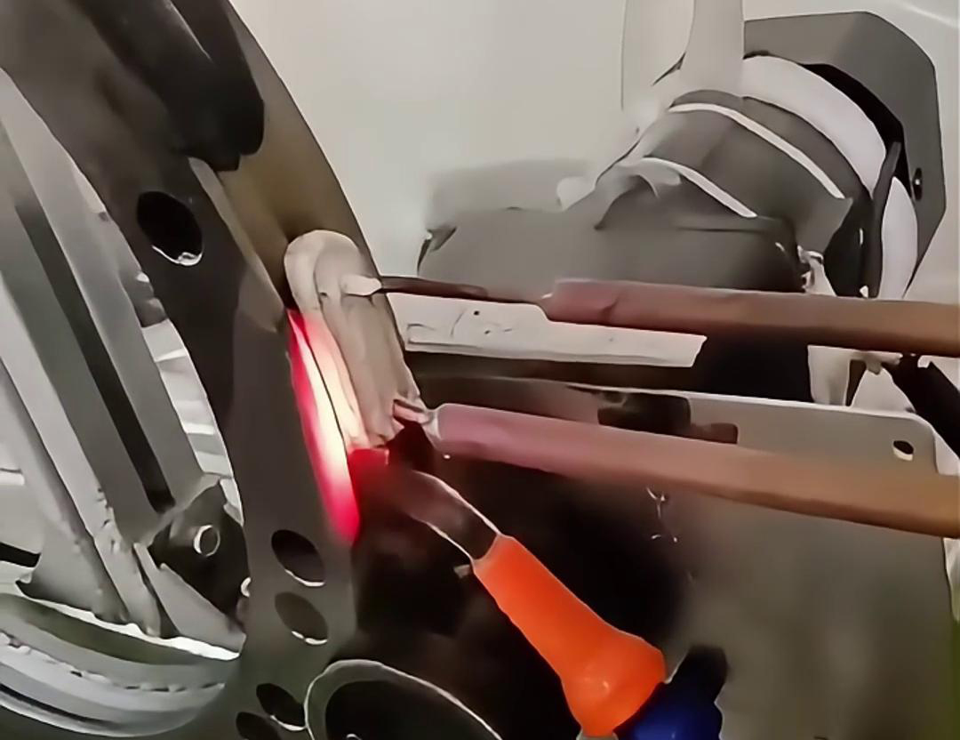 高頻大香蕉视频免费看，環形導軌內外槽淬火，提高設備使用壽命