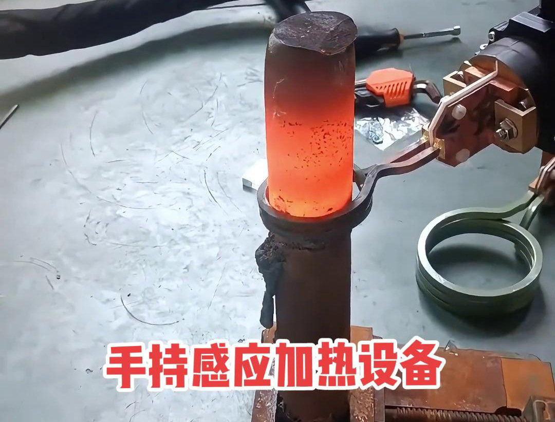 手持式高頻加熱機與普通款高頻加熱機在多個方麵存在明