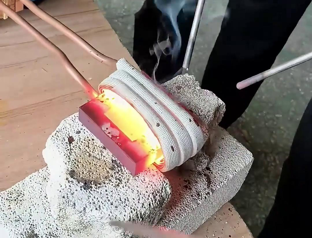 高頻焊機可以適用於各種金屬材料的焊接，包括鎢鋼合金等難焊材料