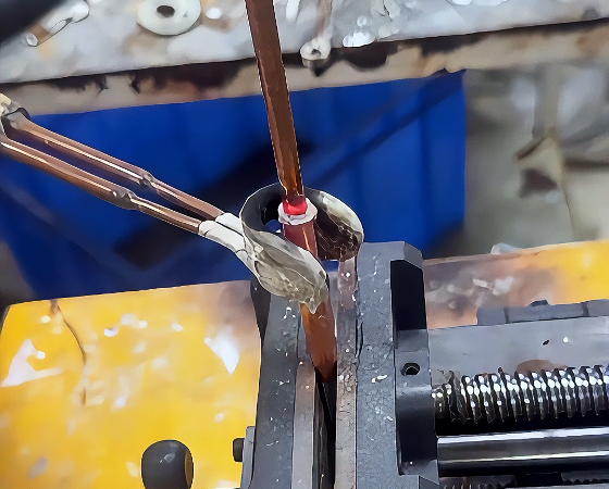 銅管和鐵管能高頻焊接嗎？實測手持式高頻焊機，效果直觀可見